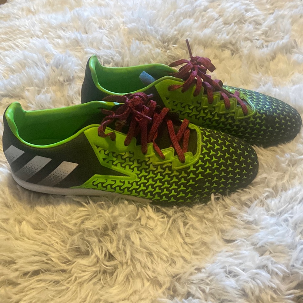 Adidas men indoor soccer shoes